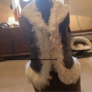 BeBe furry lamb shearling vest  Sm/ med